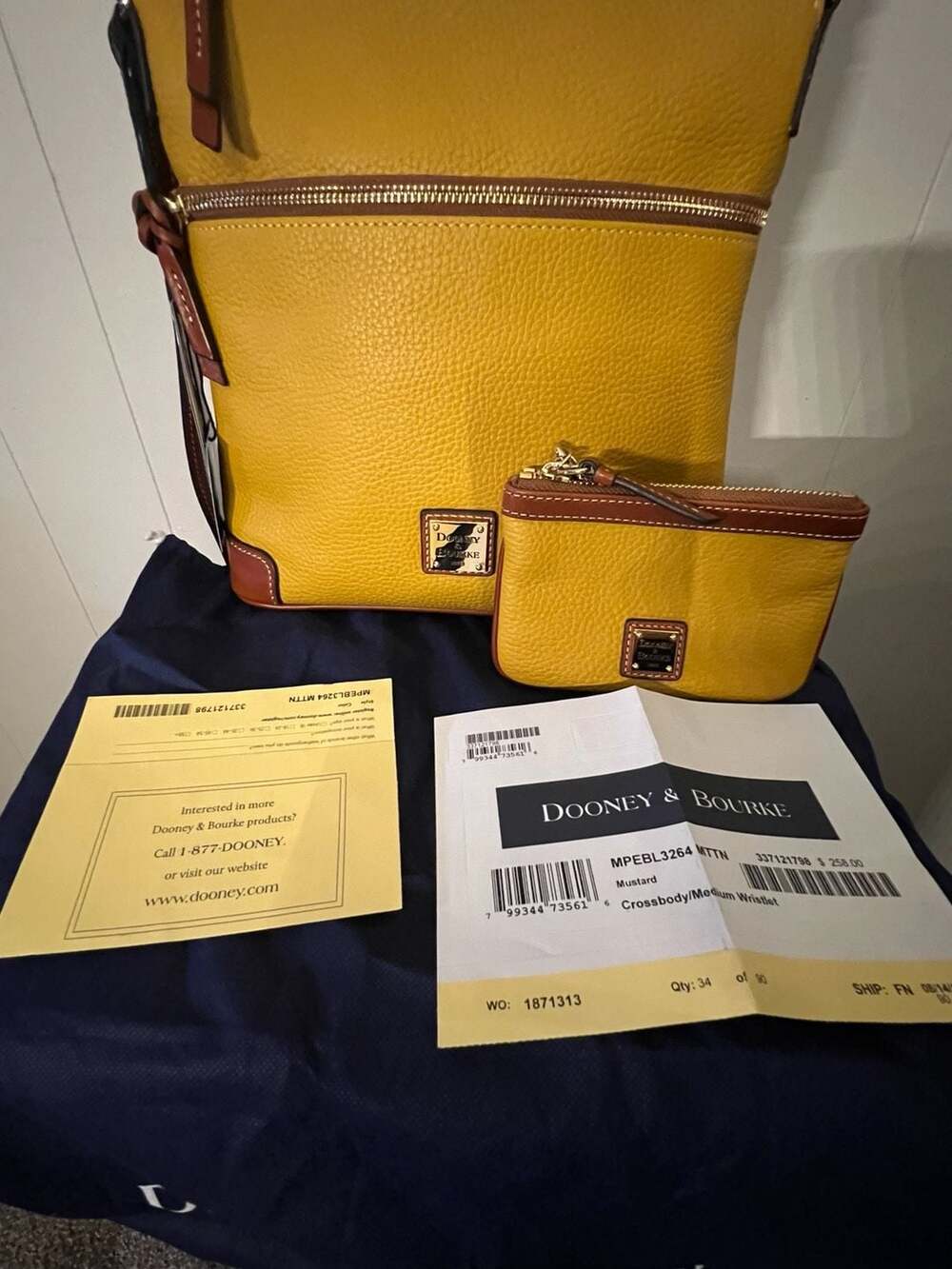 Dooney & Bourke NEW Mustard Yellow Pebble Leather Large Crossbody Purse and Matc - Picture 2 of 15